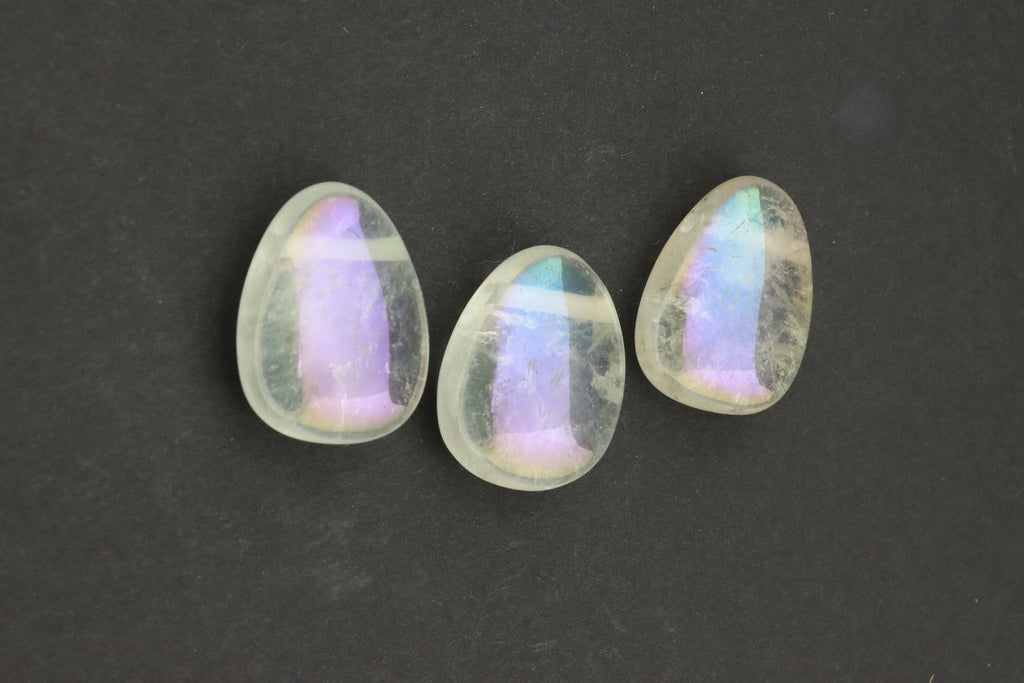 Angel Aura Bergkristall Anhänger gebohrt – Regenbogenschimmer, ca. 30 × 25 mm – ohne Kette – Bild 2