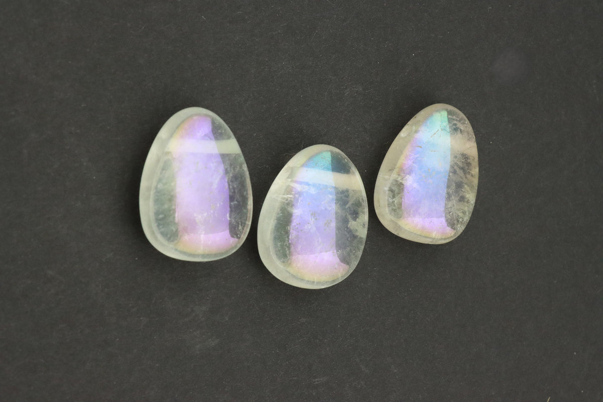 Angel Aura Bergkristall Anhänger gebohrt – Regenbogenschimmer, ca. 30 × 25 mm – ohne Kette – Bild 2