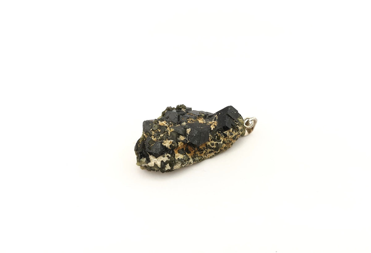 Demantoid Granat Anhänger – 925 Silberöse – Rohstein aus Namibia – 9 g – Bild 2