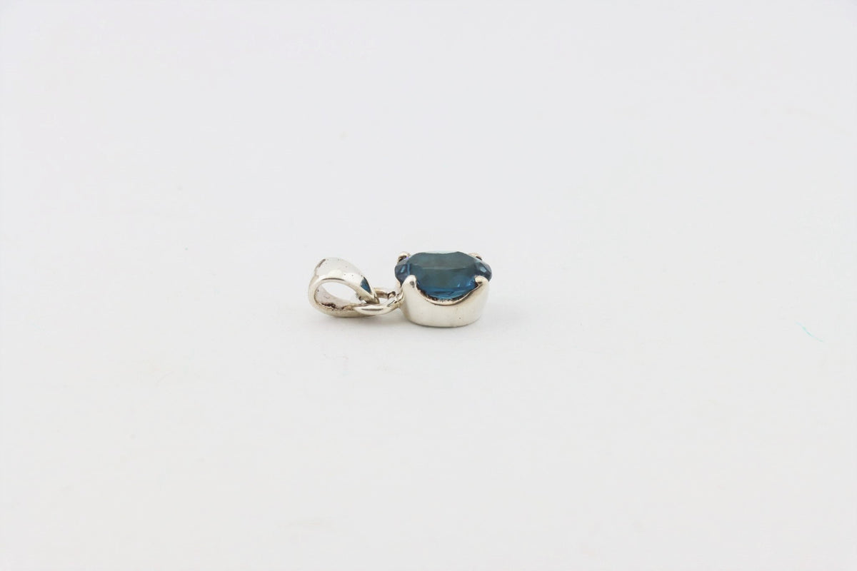 London Blue Topas Anhänger TO-013 – 925 Silber – facettierter Ovalschliff – 1,83 g – Bild 4