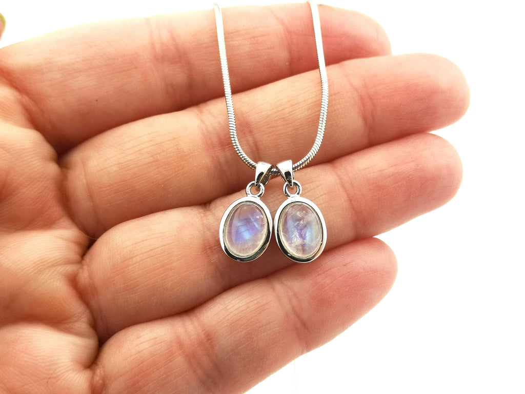 Regenbogen-Mondstein Anhänger 925 Silber – ovaler weißer Labradorit mit Blauschimmer – Bild 6