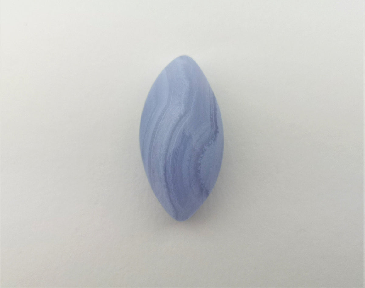 Blauer Chalcedon Anhänger gebohrt – gebänderter Naturstein, Navette ca. 30 × 15 mm – Bild 6