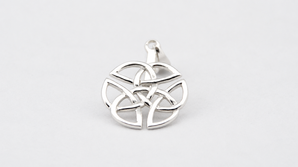 925 Silber Donuthalter Keltischer Knoten – helles Hauptbild