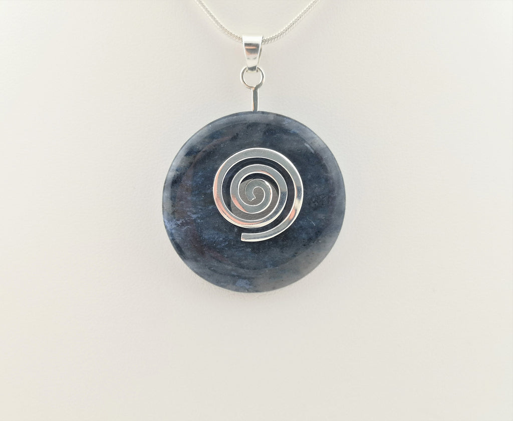 Dumortierit Donut mit separat erhältlichem Spiralhalter