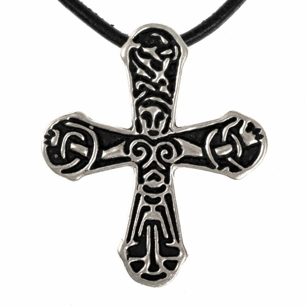 Gåtebo-Kreuz Anhänger aus versilberter Bronze