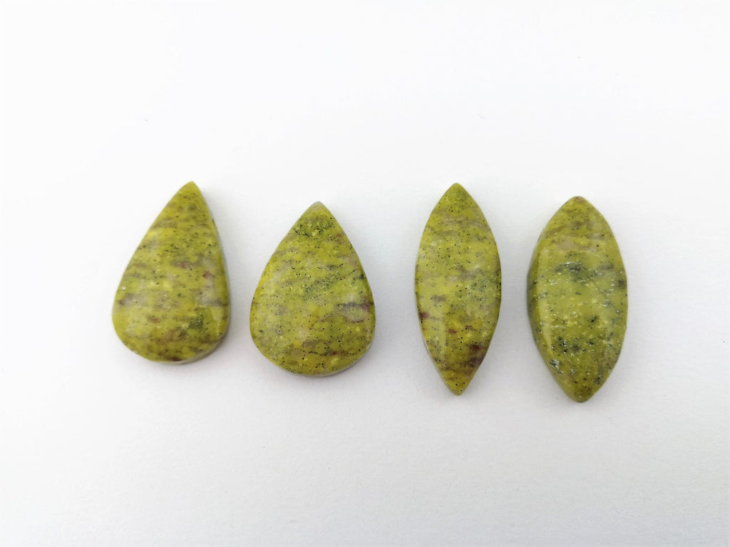 Lizardit Anhänger gebohrt – norwegische Jade, ungefärbter Serpentin – Bild 2