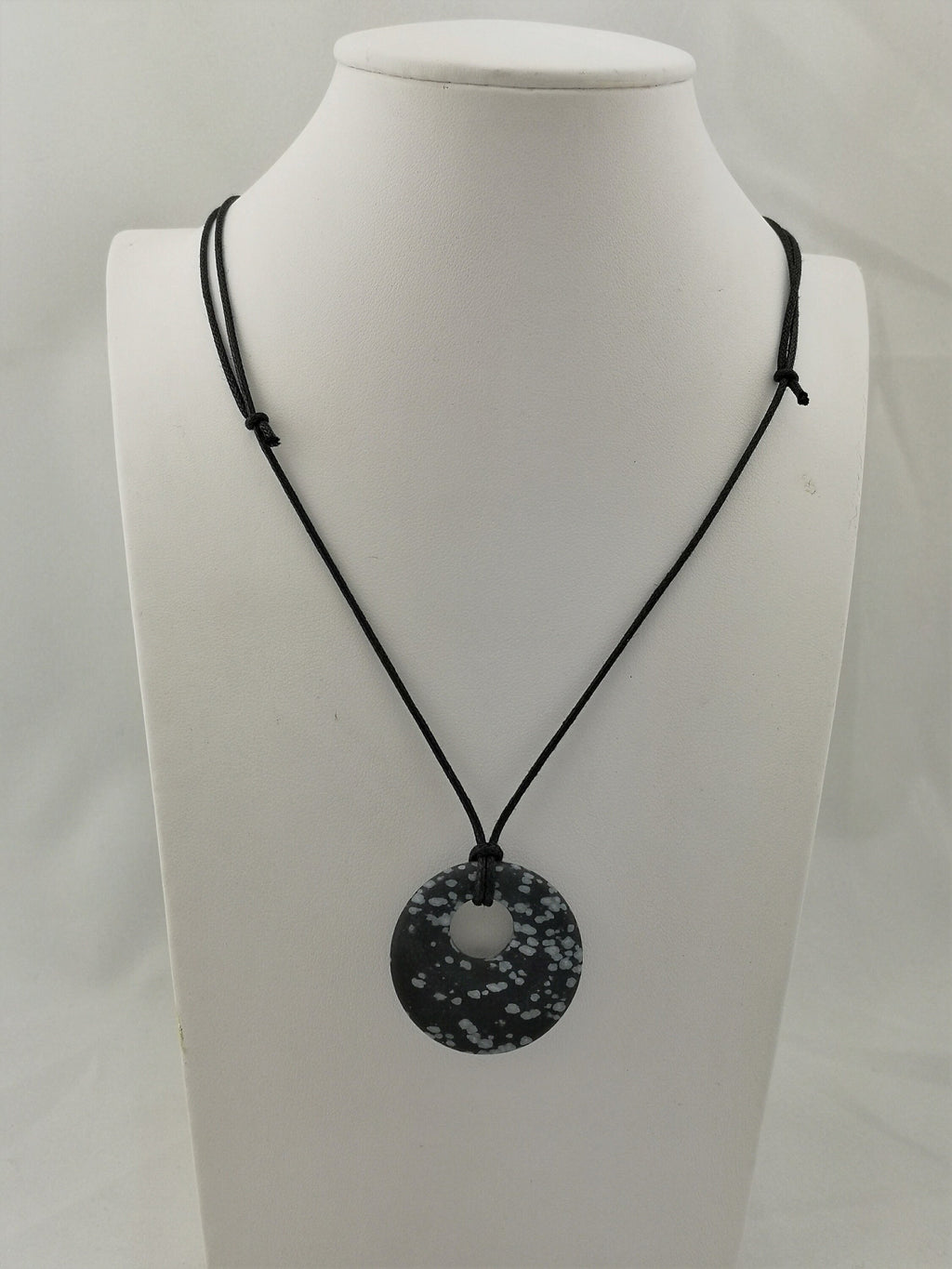 Schneeflocken-Obsidian Gogo-Donut – Ansicht 5