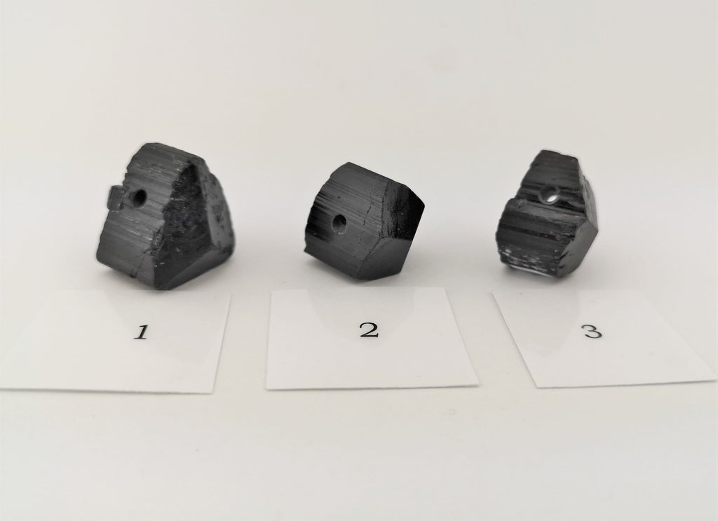 Schwarzer Turmalin Anhänger gebohrt – Schörl aus Madagaskar – ca. 20 × 17 mm – Bild 10
