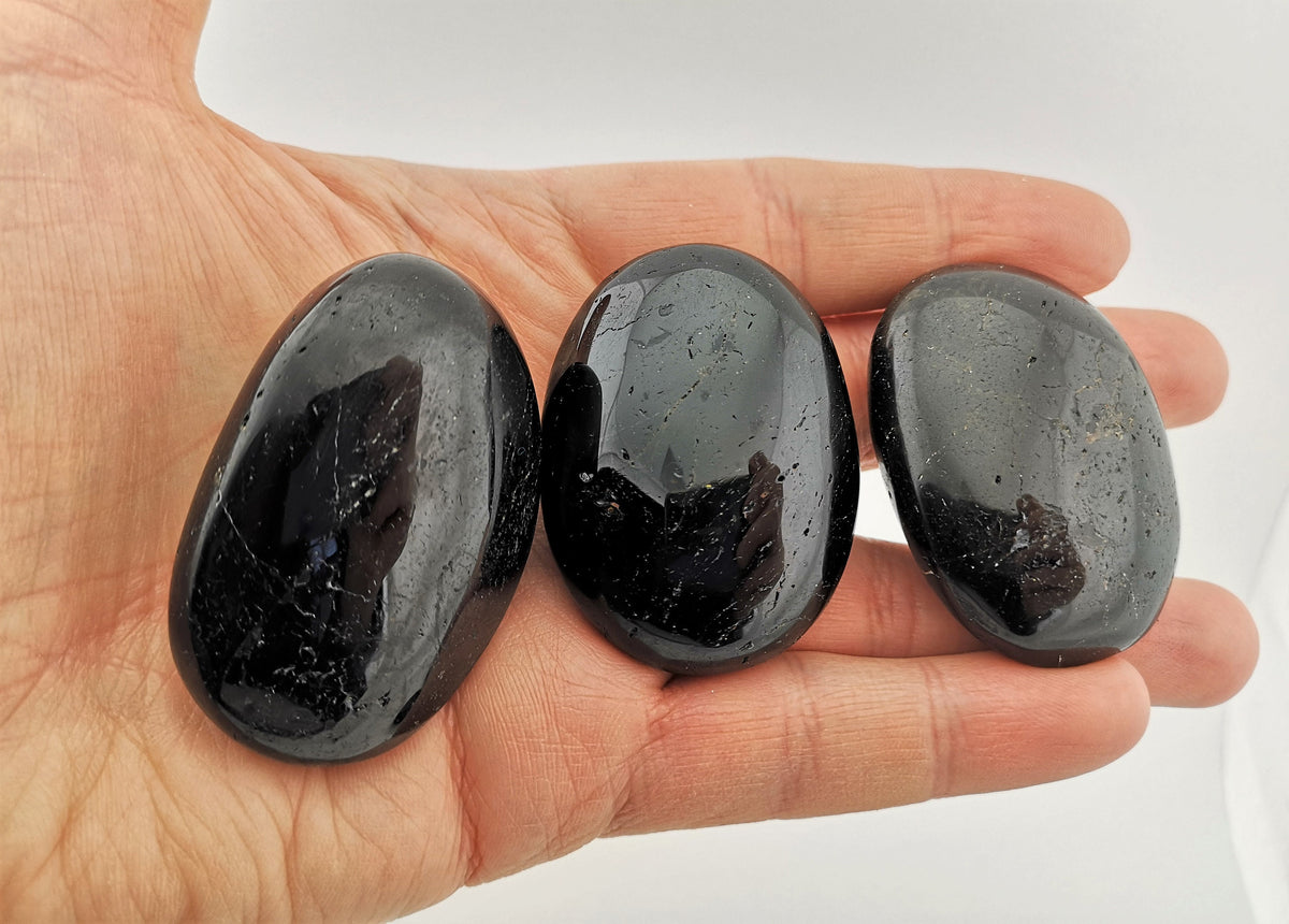 Schwarzer Turmalin Handschmeichler L–XXL – Bild 2