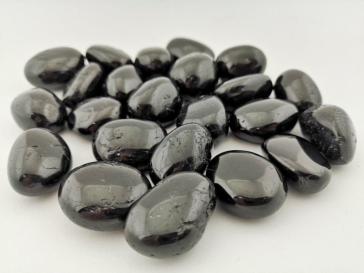 Schwarzer Turmalin Handschmeichler M – Bild 4
