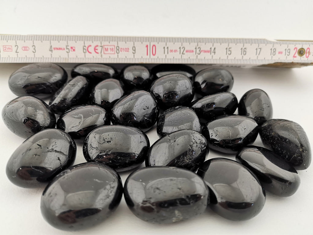 Schwarzer Turmalin Handschmeichler M – Bild 5
